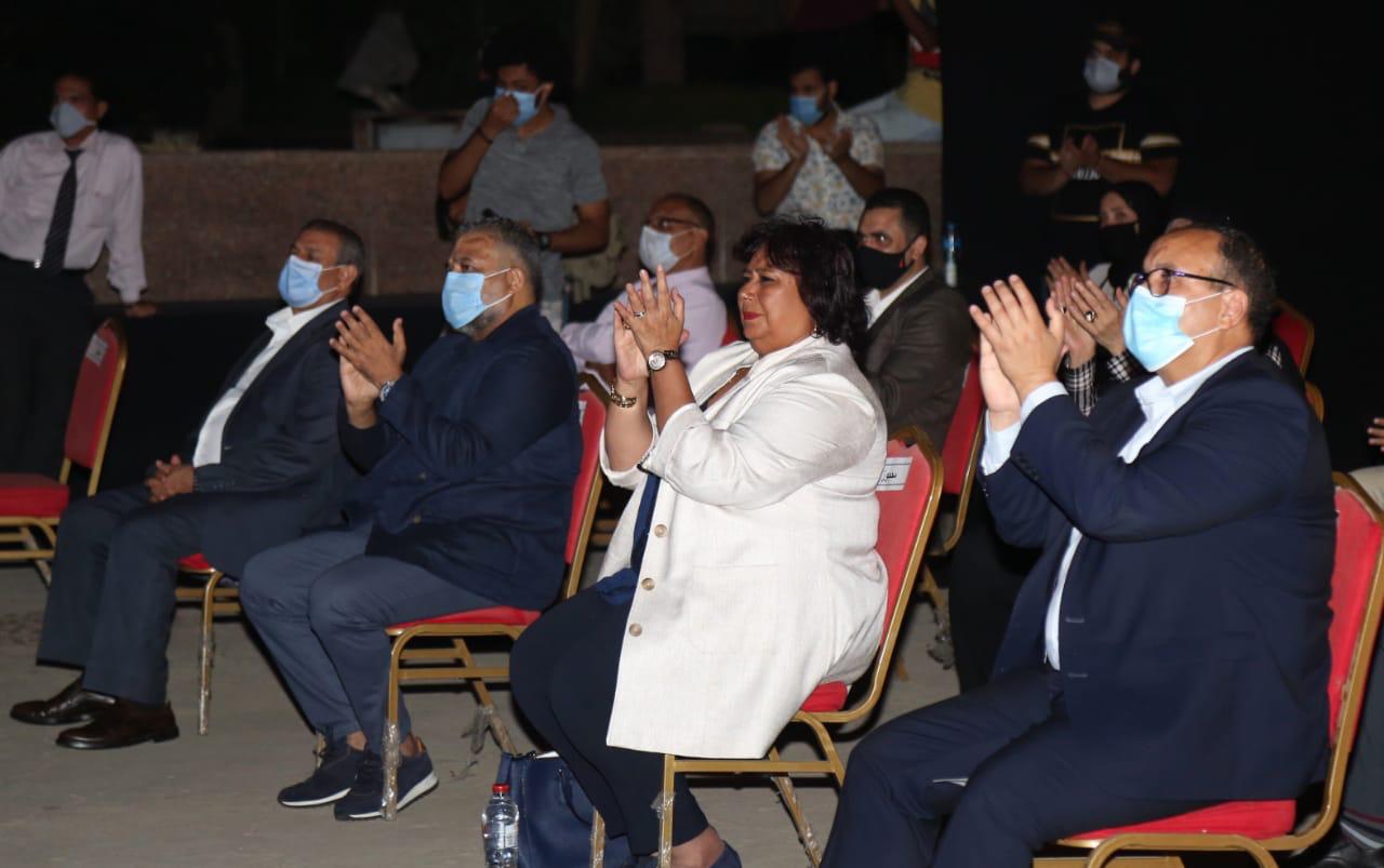 ايناس عبد الدايم ايناس عبد الدايم