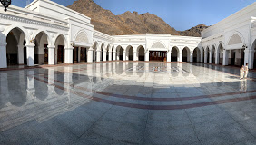 المساجد السبع بالمدينة المنورة.. المفتي السابق يوضح أسمائها