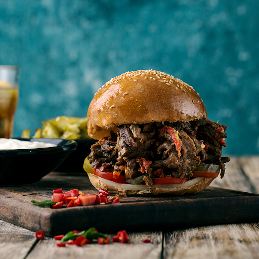 شاورما اللحمة المصرية 