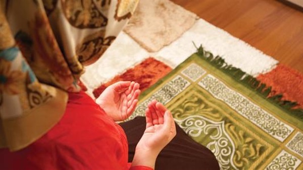 هل يجوز الظهور بملابس البيت أمام المحارم؟.. الإفتاء ترد