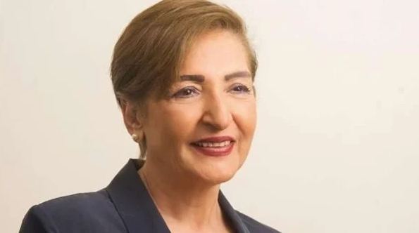 ليلى عز العرب