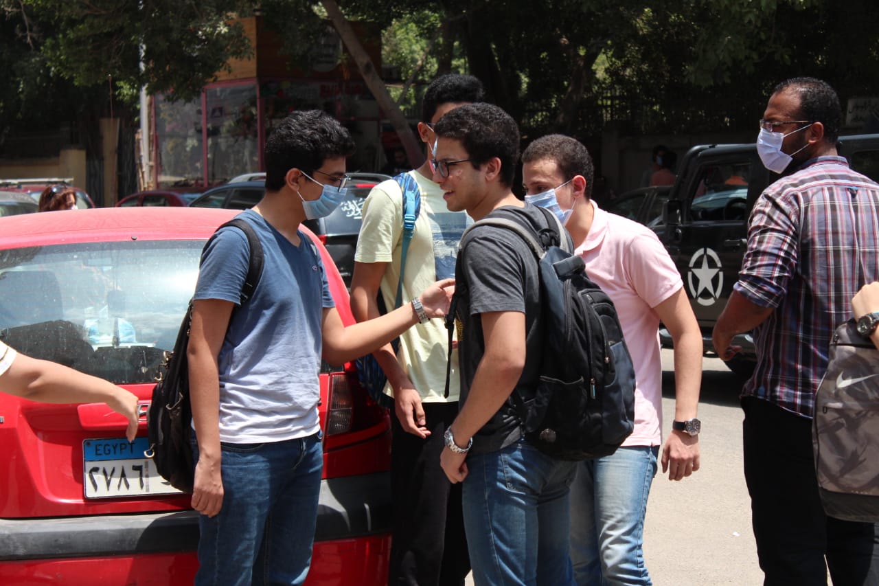 طلاب الثانوية العامة