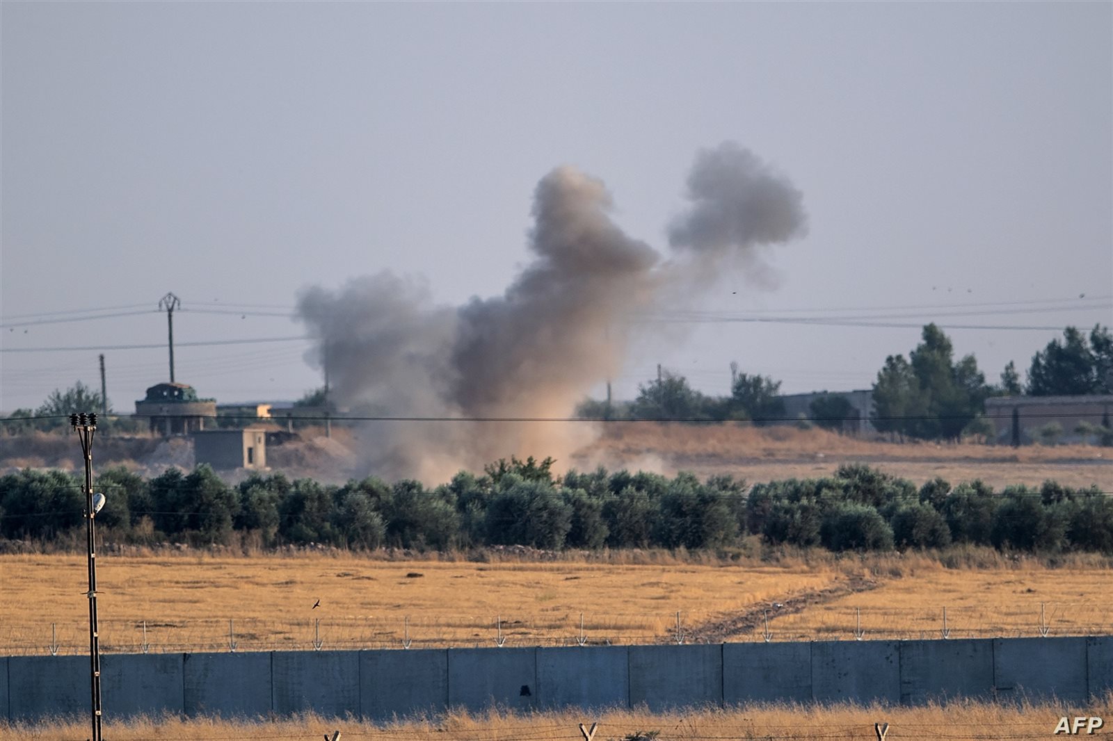 قصف تركي يستهدف مواقع للقوات السورية جنوبي إدلب