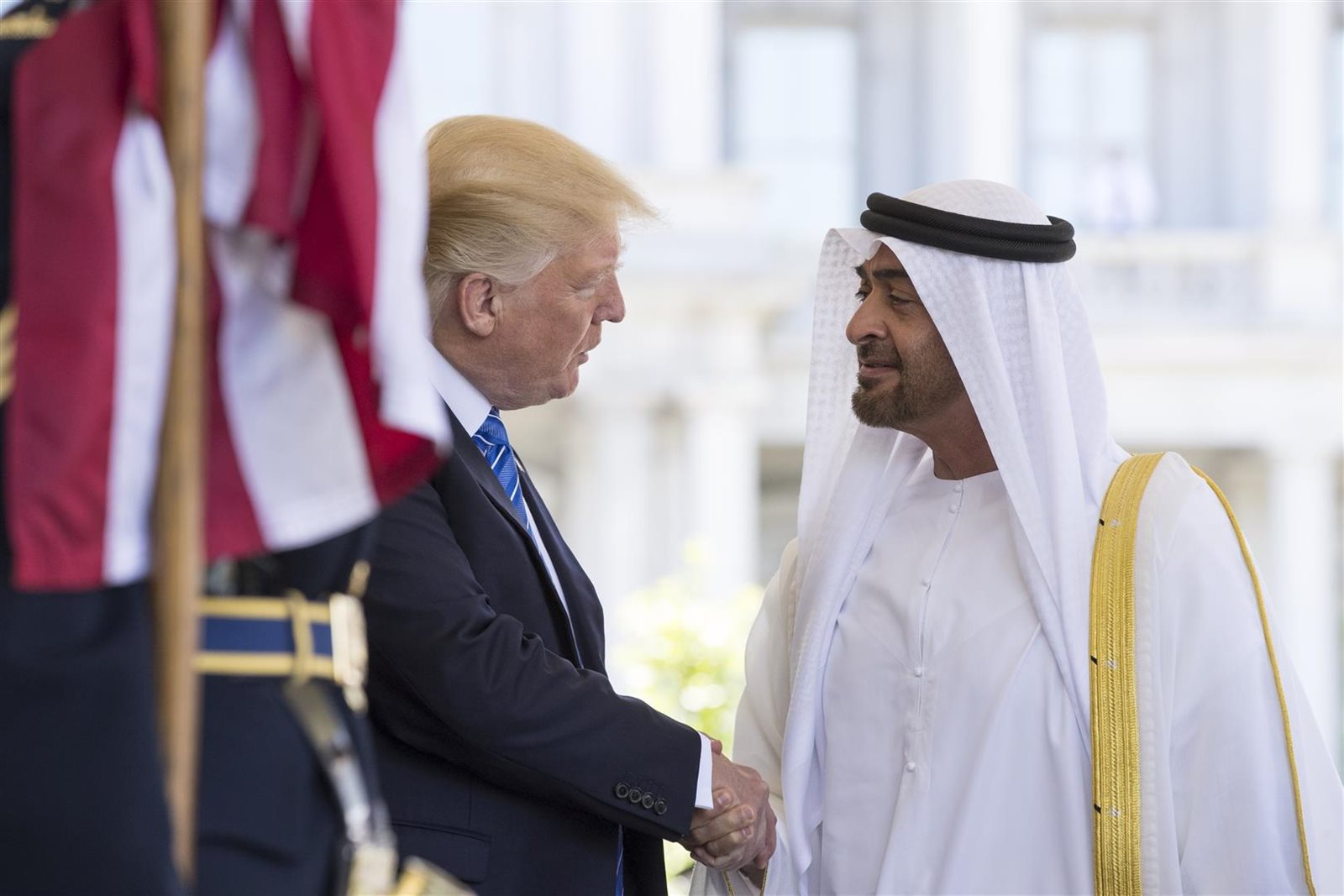 محمد بن زايد وترامب