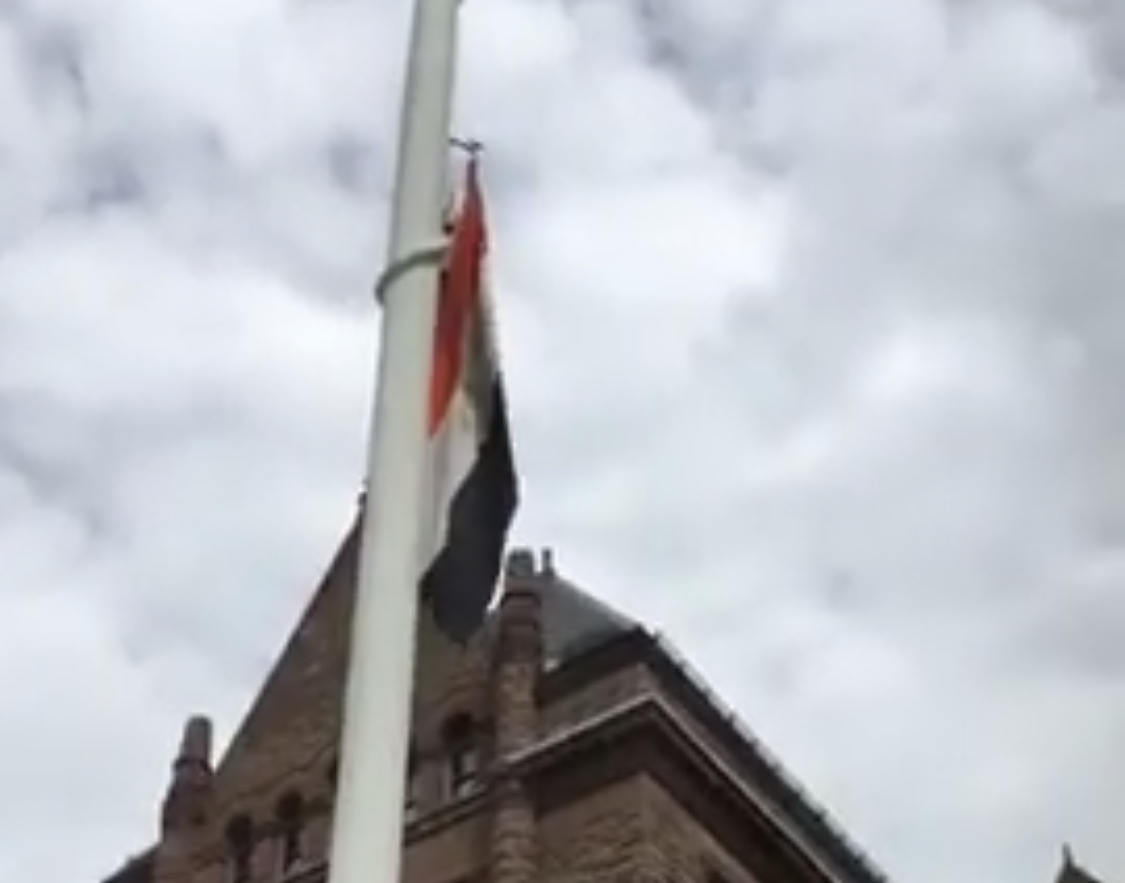 العلم المصري برلمان اونتاريو 