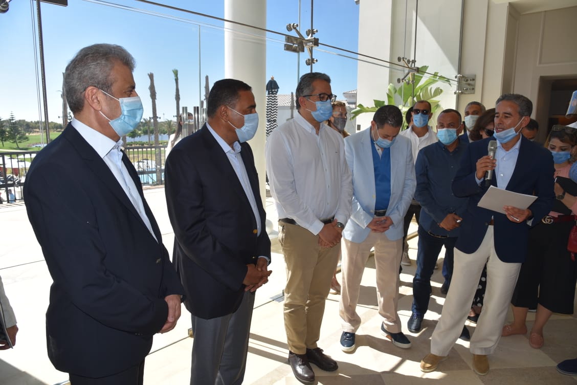 وزير السياحة والاثار يفتتح فندقا جديدا بمدينة العلمين