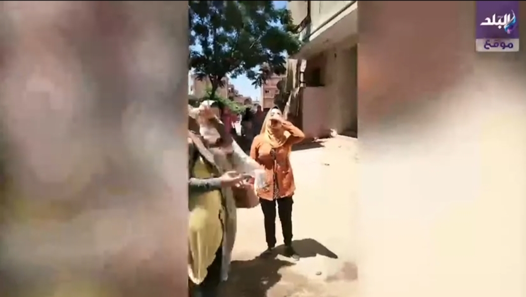 زغاريد وفرحة بين طالبات الثانوية الأزهرية آخر يوم امتحانات 
