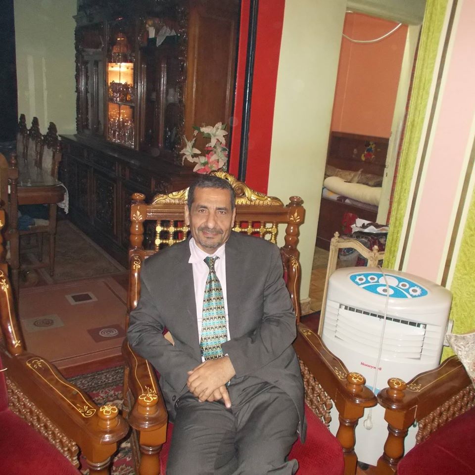 الدكتور طلعت عاشور 