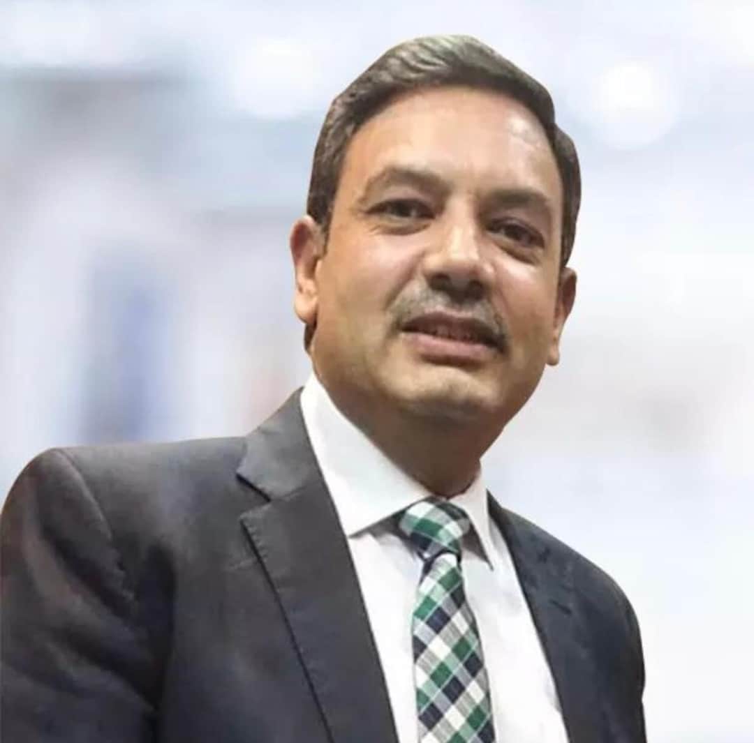 دكتور هشام عادل