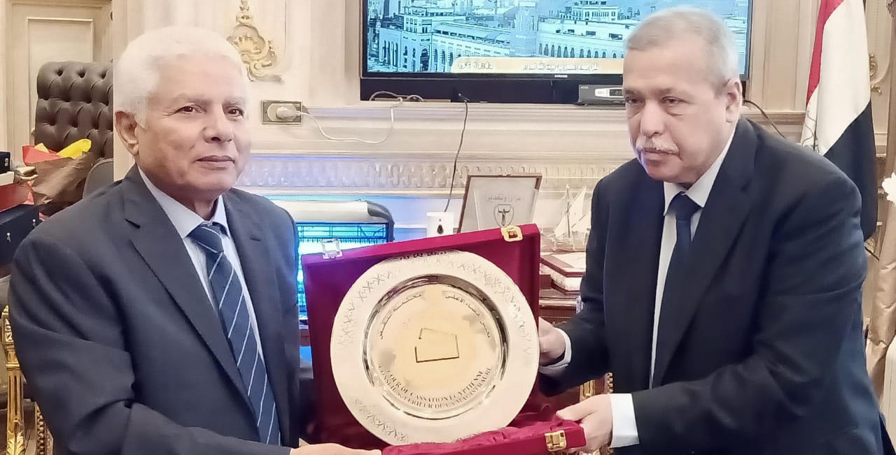 درع النيابة الإدارية لرئيس مجلس القضاء الأعلى