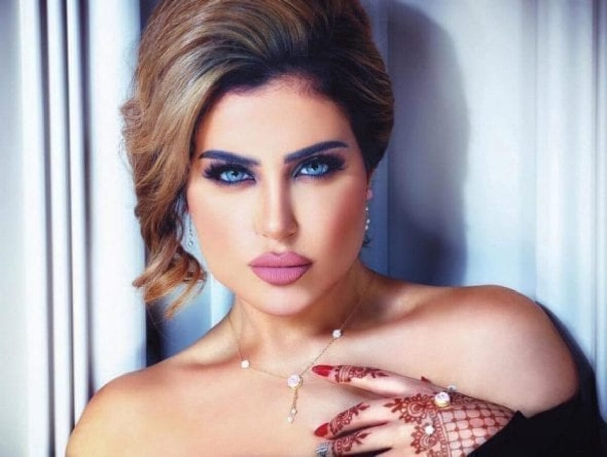 حليمة بولند 