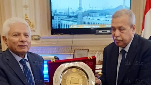 رئيس النيابة الإدارية يزور رئيس الاعلي للقضاء