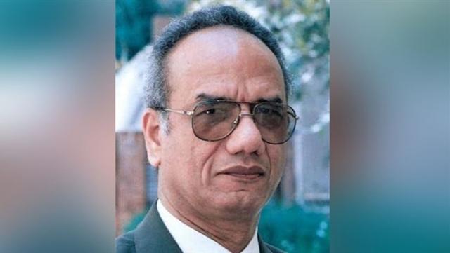 الناقد حسن عطية