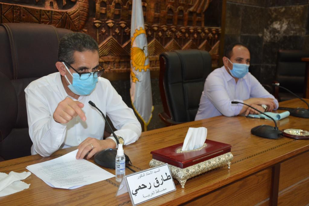  الدكتور طارق رحمى 