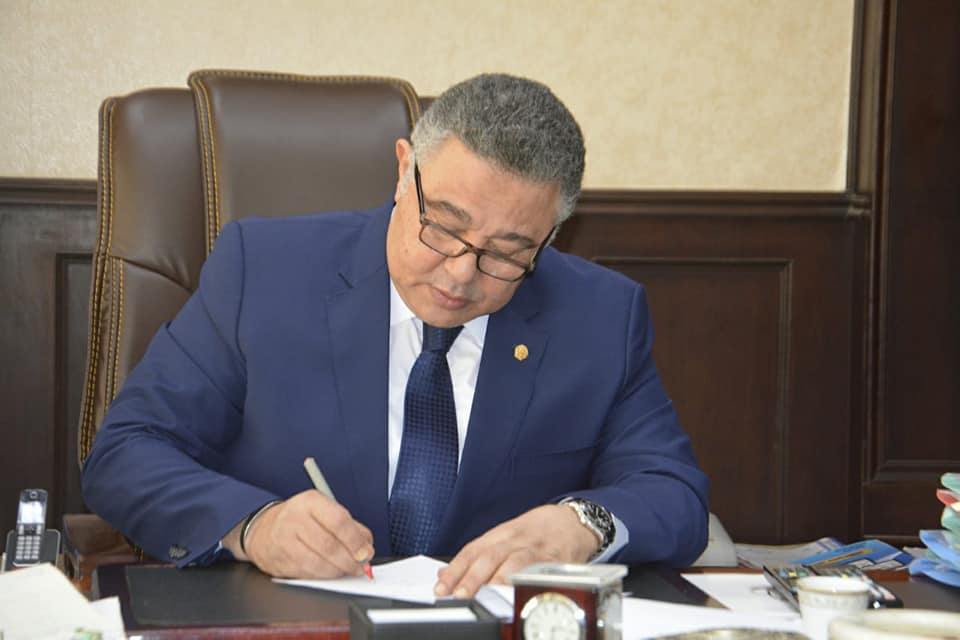 محافظ البحر الاحمر