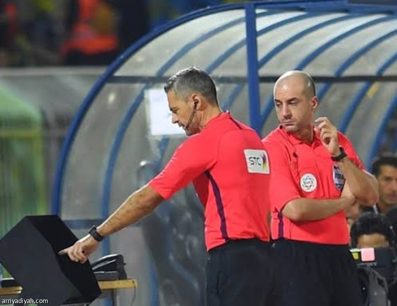 حكام الدوري السعودي " أرشيفية"