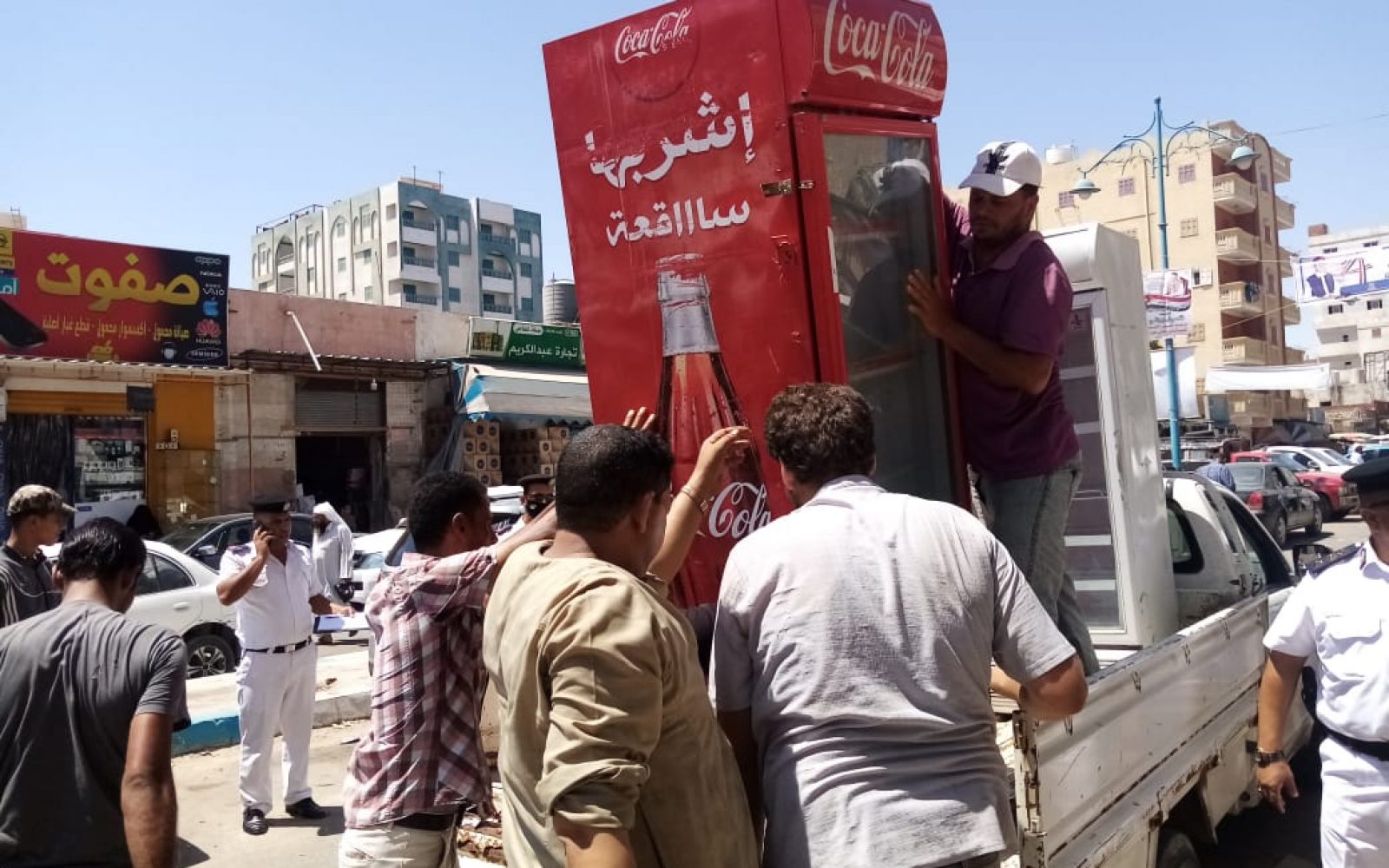 حملات على الأسواق