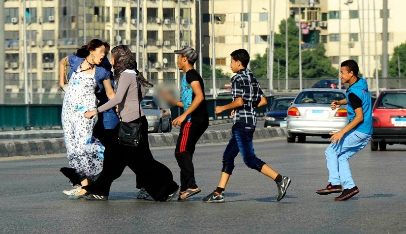 التحرش