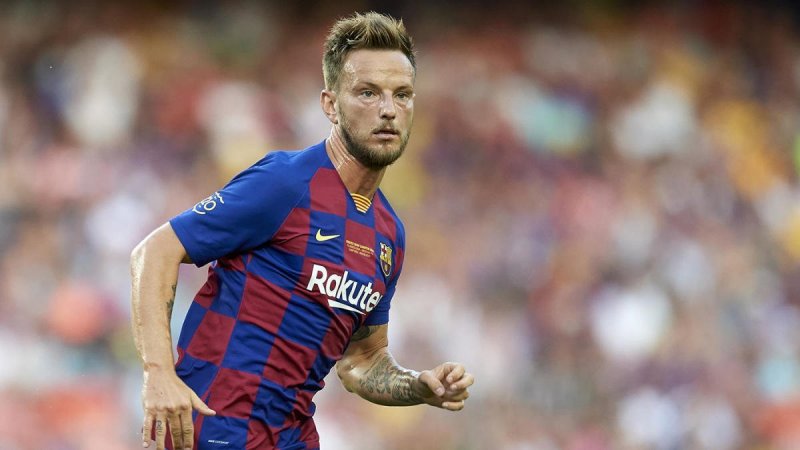 راكيتيتش لاعب برشلونة