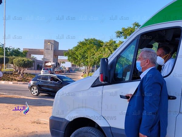 مدير صحة مطروح يتفقد الخدمات المقدمة للمواطنين