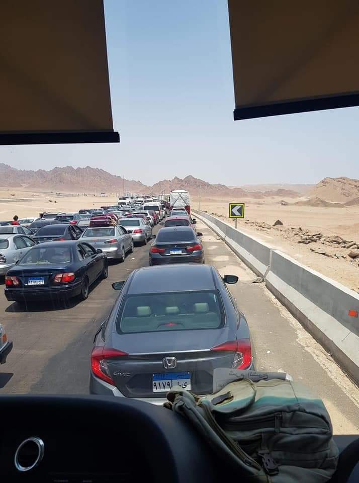 الزحام على طريق شرم الشيخ