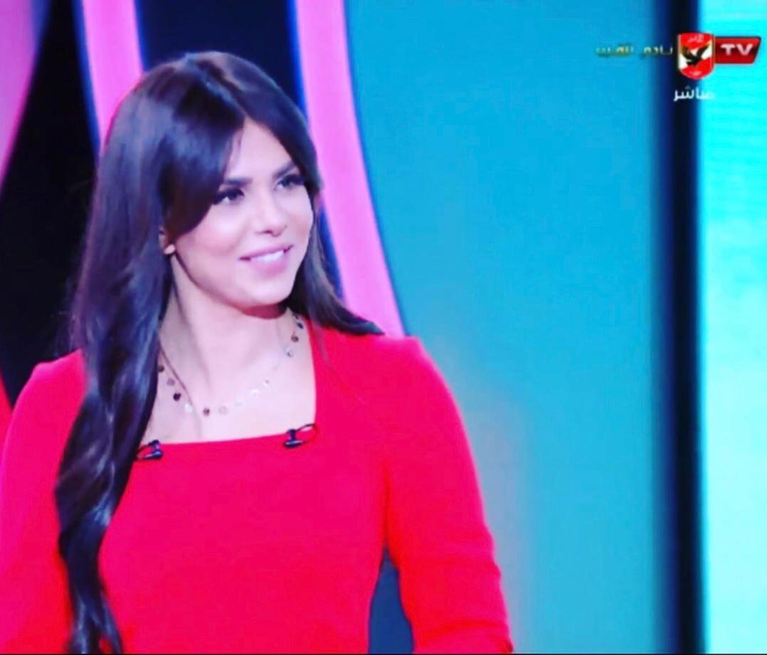 نهاوند مذيعة الاهلي