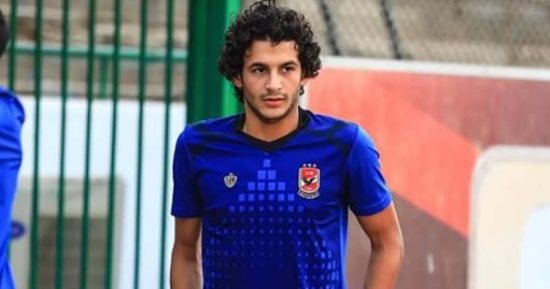 عربي بدر لاعب الأهلي الشاب