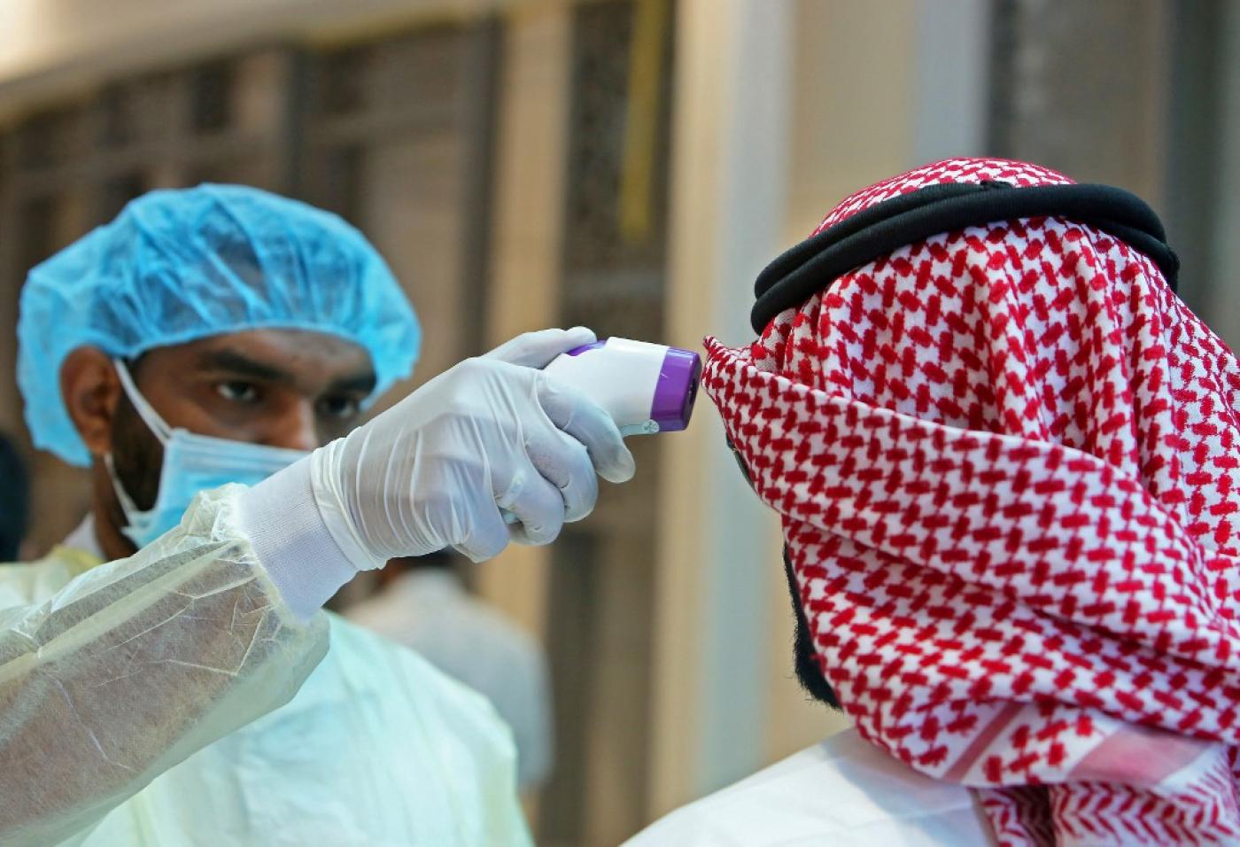 الكويت تسجل 475 إصابة جديدة وشفاء 587 حالة من فيروس كورونا