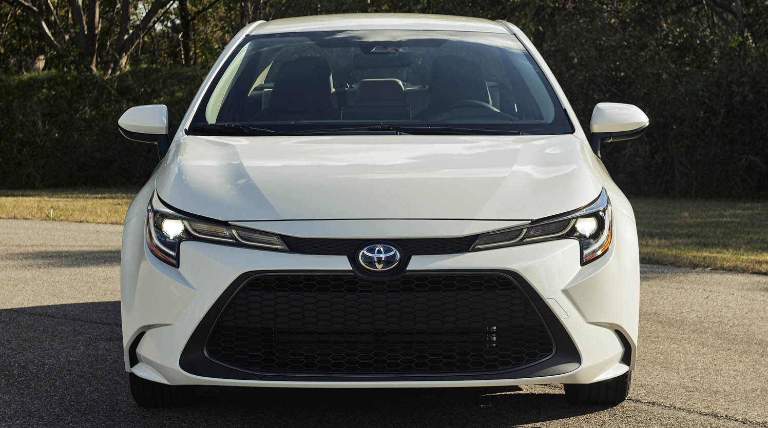 تويوتا كورولا هايبرد toyota corolla hybrid 2021