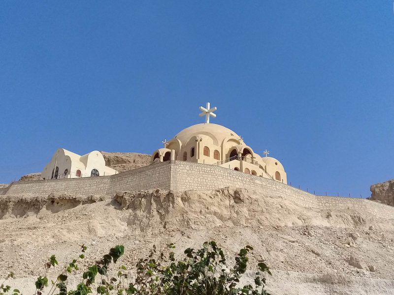 دير الأمير تادرس الشطبي بالجبل الشرقي ببنى شقير