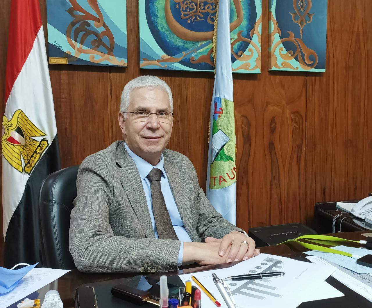 الدكتور كمال عكاشة