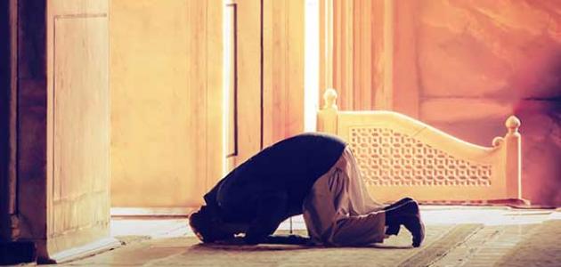 مكروهات الصلاة ومبطلاتها.. 15 أمرا يجب عليك الحذر منه