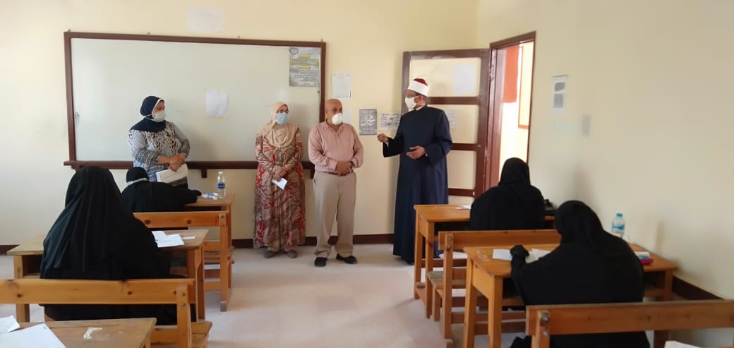 وكيل الأزهر يتفقد امتحانات القراءات 