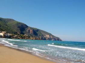 فتح الشواطئ في الجزائر