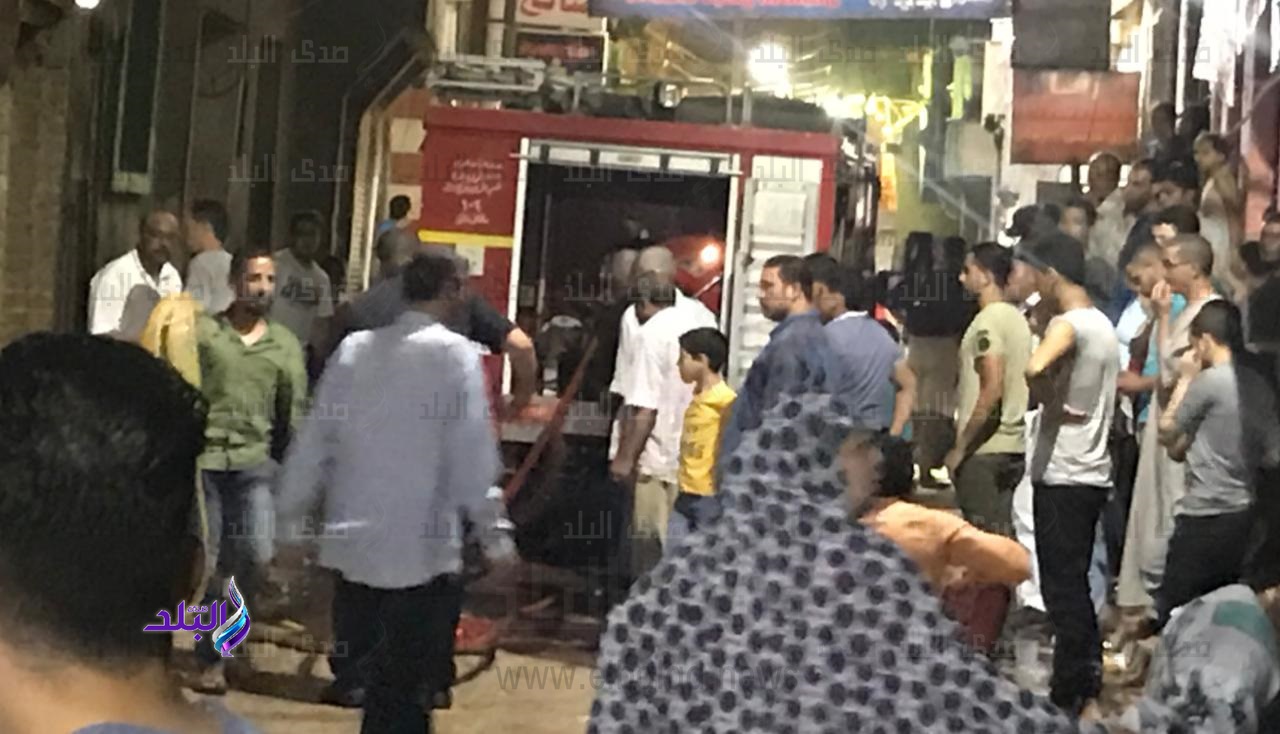 السيطره علي حريق منزل سكني اثر حدوث ماس كهربائي بزفتي