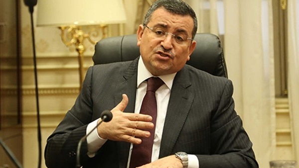 أسامة هيكل وزير الإعلام