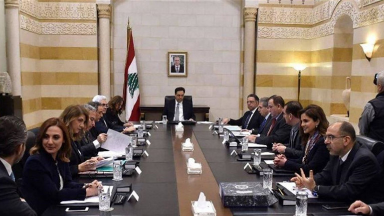  وزير الداخلية اللبناني يعلق على استقالات الحكومة
