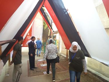 أغاني وطنية أمام مدرسة الشهيد أحمد عبد العظيم بالمعصرة