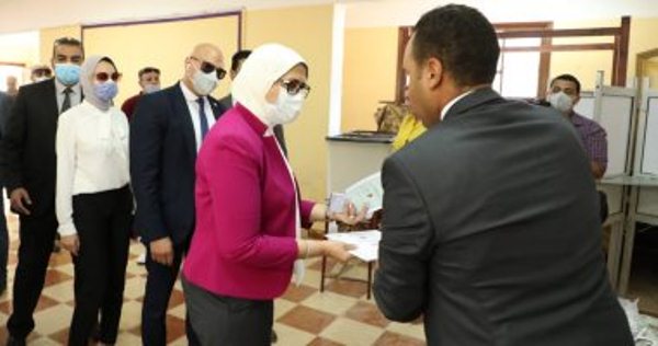 وزيرة الصحة والسكان، الدكتورة هالة زايد