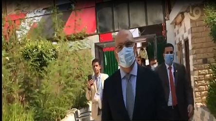 وزير الإسكان 