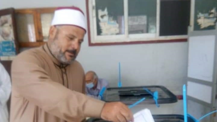 أئمة الشرقية يدلون بأصواتهم في انتخابات مجلس الشيوخ.. صور