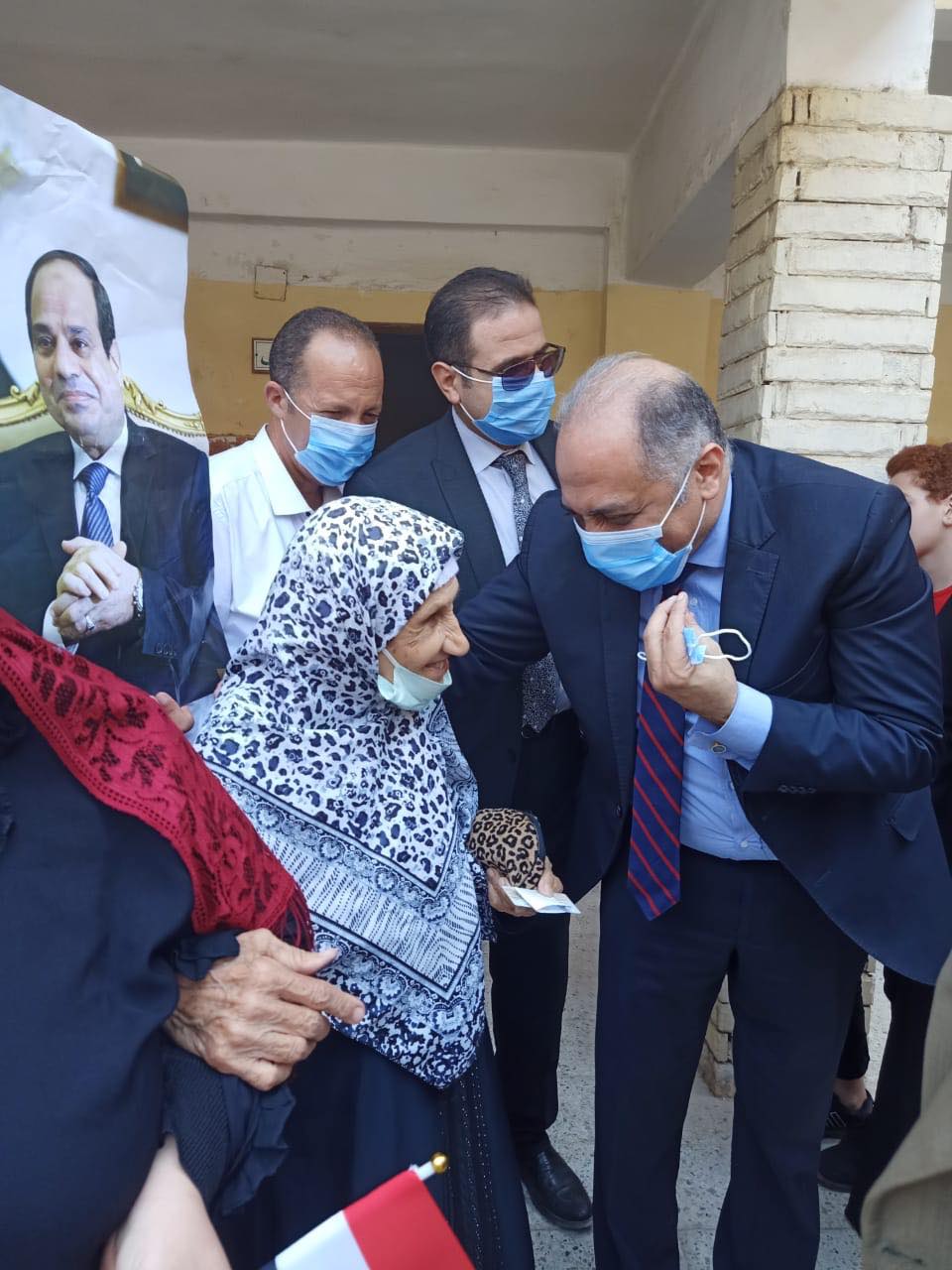 زعيم الأغلبية يتفقد اللجان الانتخابية