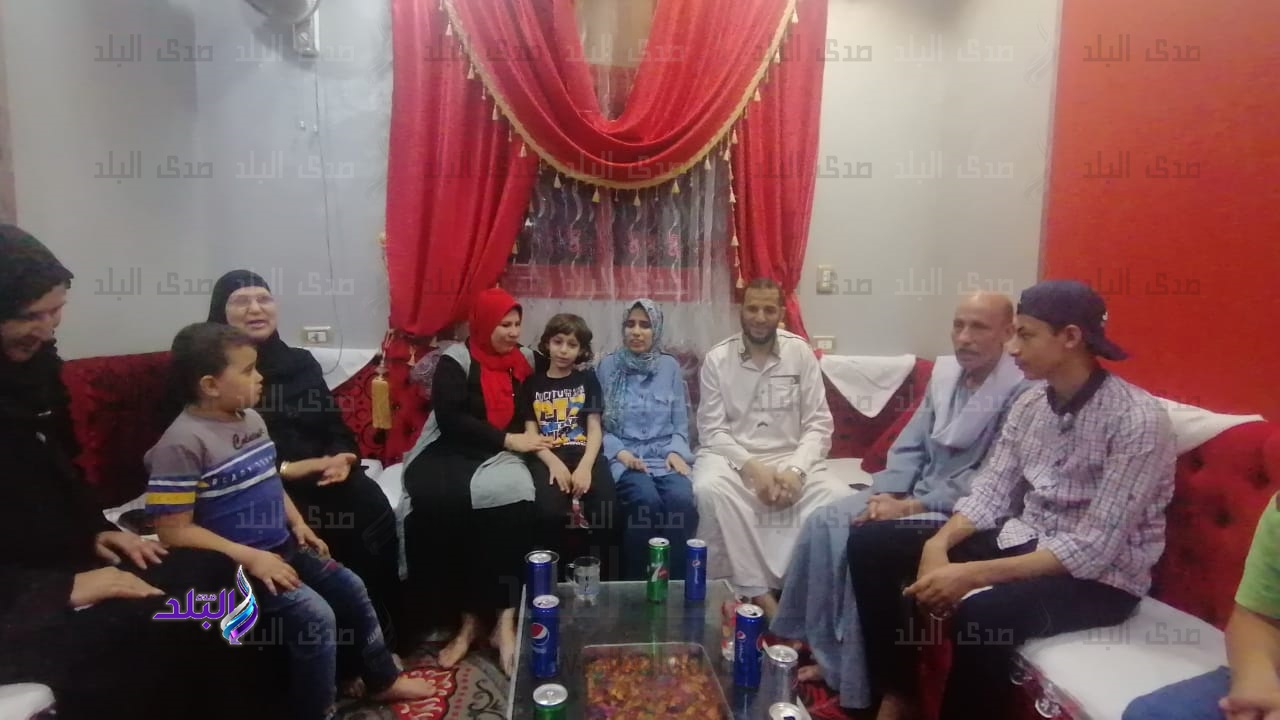رحاب تحدت المستحيل وتربعت على عرش أوائل الثانوية الأزهرية
