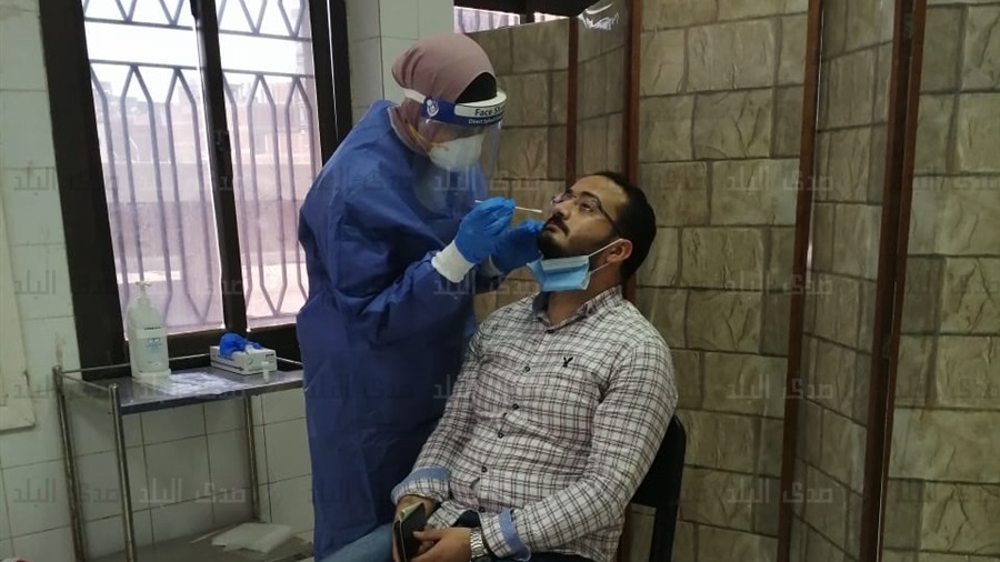 فحص ٤٦٦ مواطن راغبين في السفر للخارج بالزقازيق