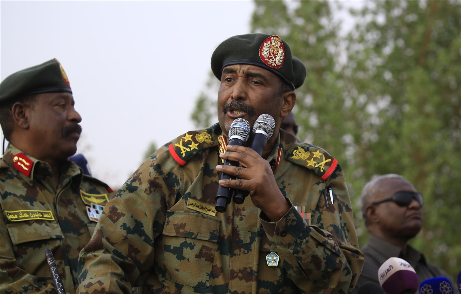 عبد الفتاح البرهان رئيس مجلس السيادة الانتقالي بالسودان