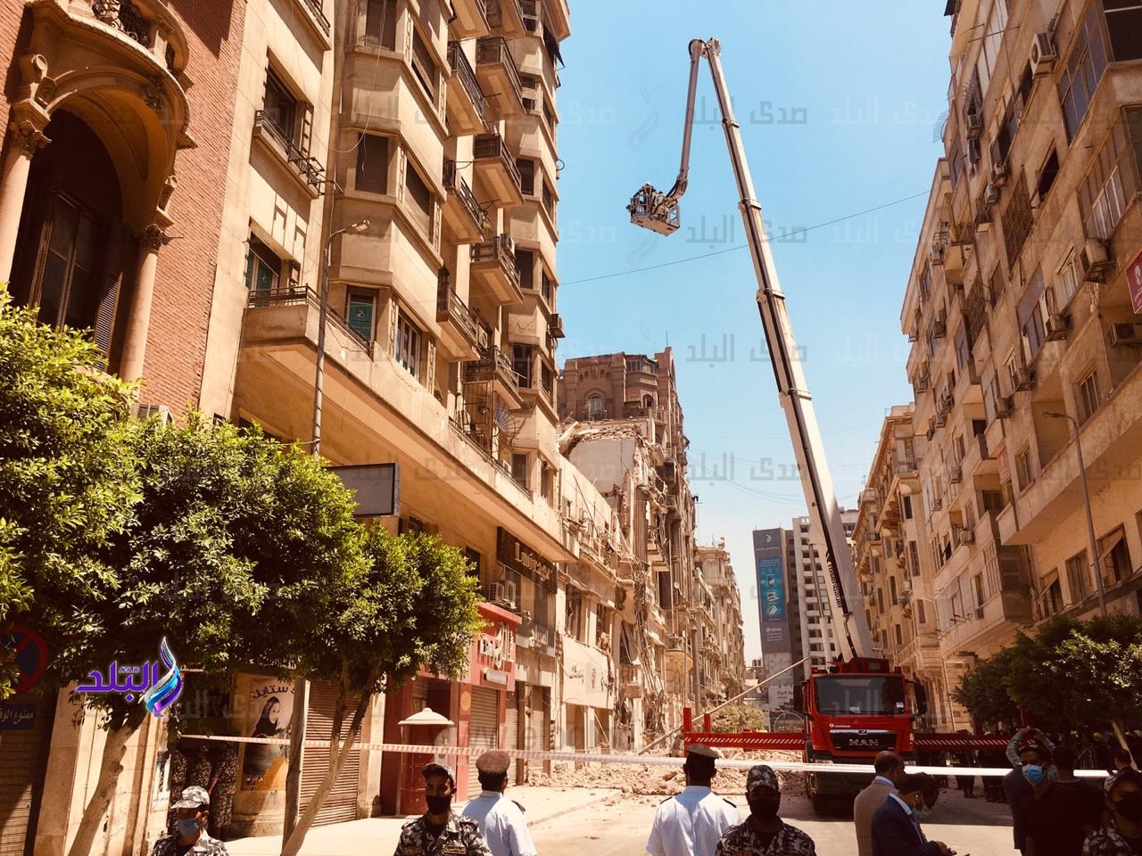 انهيار عقار بقصر النيل