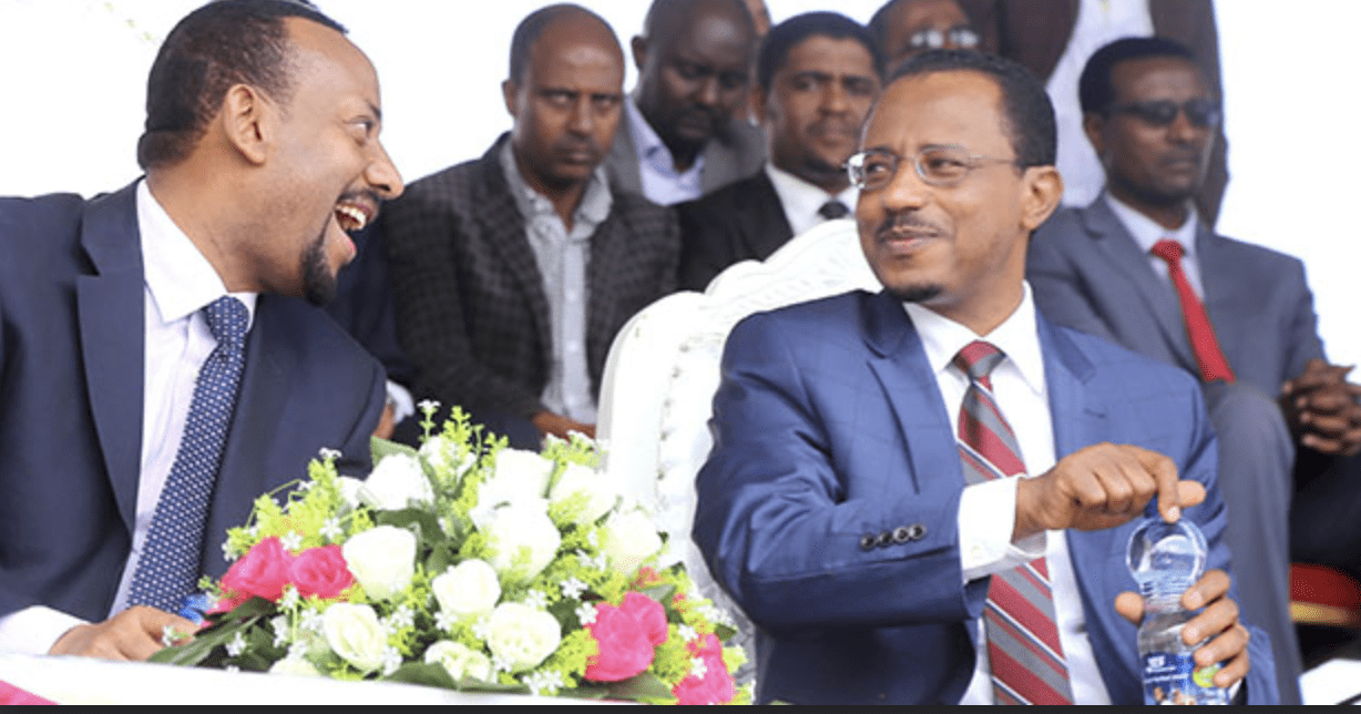 رئيس وزراء إثيوبيا آبي أحمد ووزير الدفاع ليما ميجريسا