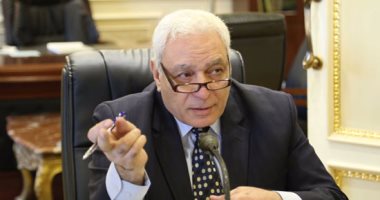 الدكتور أسامة العبد