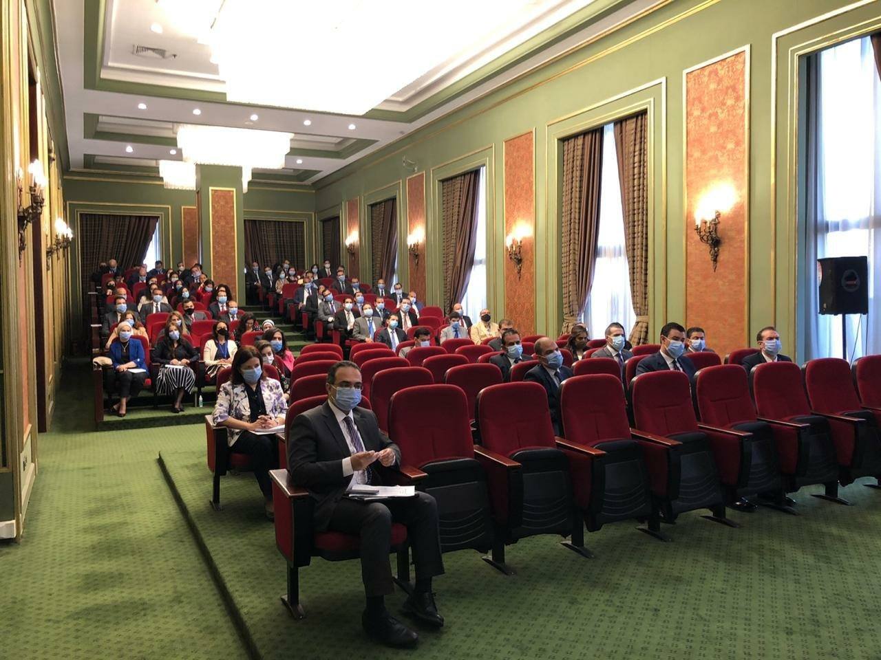 جانب من الدورة