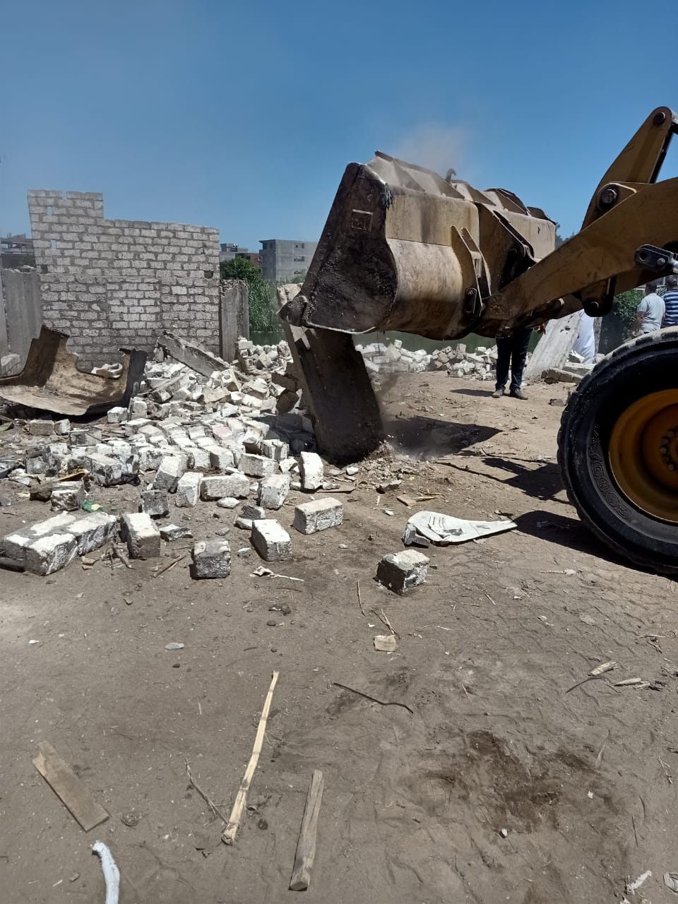  إزاله تعدى على ترعه المحموديه